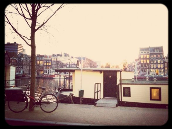 A houseboat on the Amstel