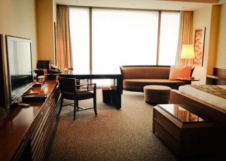 Even the standard rooms at the Mandarin Tokyo are spacious